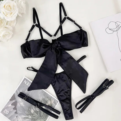 Vivienne Moreau® | Satin Fliege Set